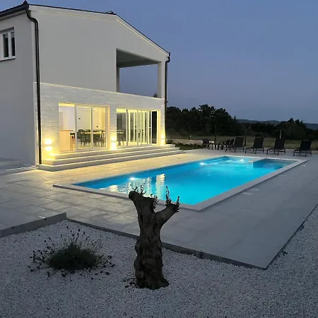 Bava Villa